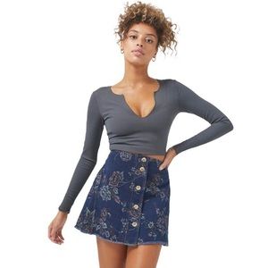 NWT Urban Outfitters High Waisted Denim Floral Mini Skirt L
